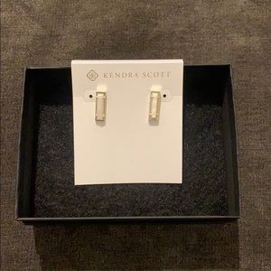 COPY - NWT Kendra Scott Earrings